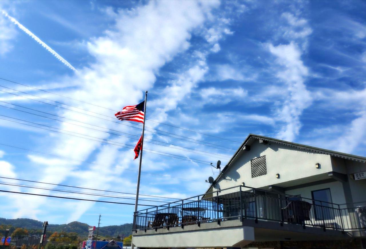 Pigeon Forge Parkway Inn Exterior foto